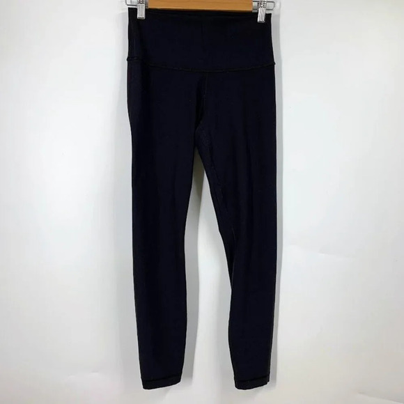 Lululemon Women's Cropped Low Rise Stretch Athletic Outdoor Leggings SIze 4 - Picture 1 of 10